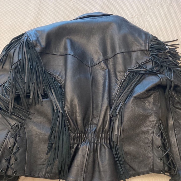 Black leather jacket - Picture 5 of 9